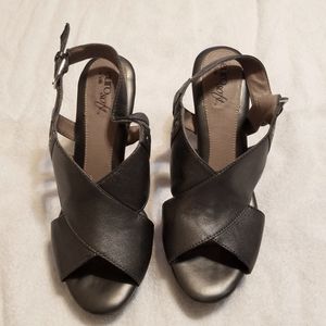 Sofft Euro silver heels